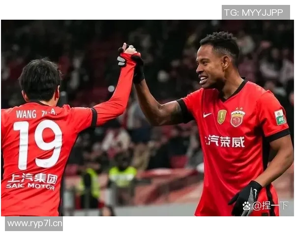 中超联赛激战正酣 各队新援亮眼表现引发热议